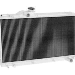 Objednat Nyní Chladič vody Lexus IS300 2001-2005